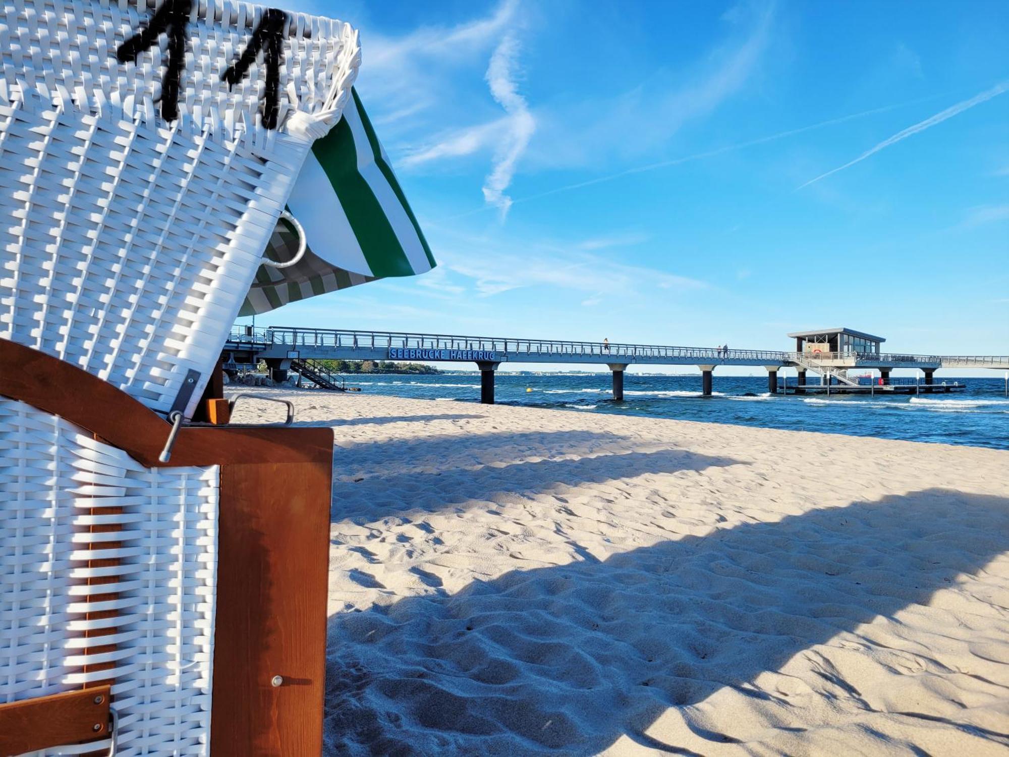 Strandnahe & Hochwertige Ferienunterkunft, Mit Gartenzugang, Parkplatz Und Fahrradunterstellplatz شاربوتس المظهر الخارجي الصورة